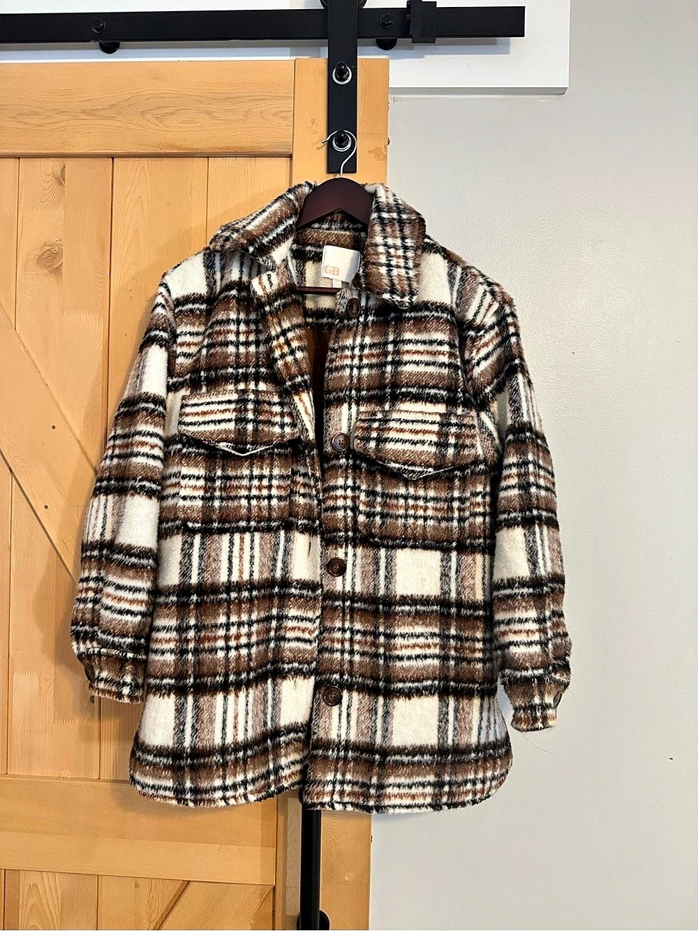 Gianna Bini Plaid Teddy shacket in Brown & Cream good condition xs / s